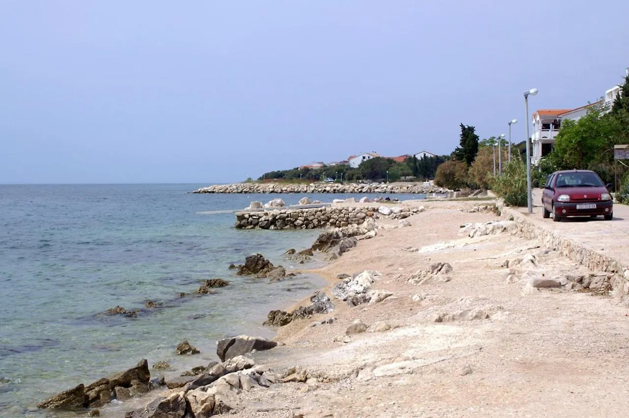 Apartments By The Sea Mandre, Pag - 4098