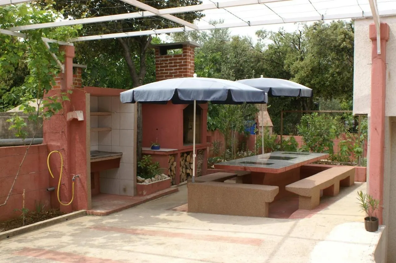 Apartments By The Sea Mandre, Pag - 4098