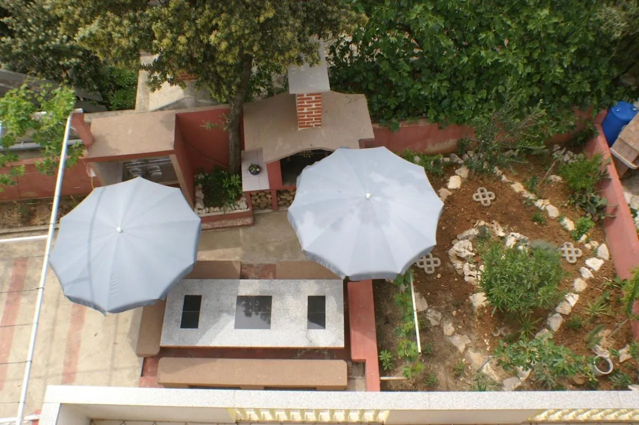 Apartments By The Sea Mandre, Pag - 4098 Mandre