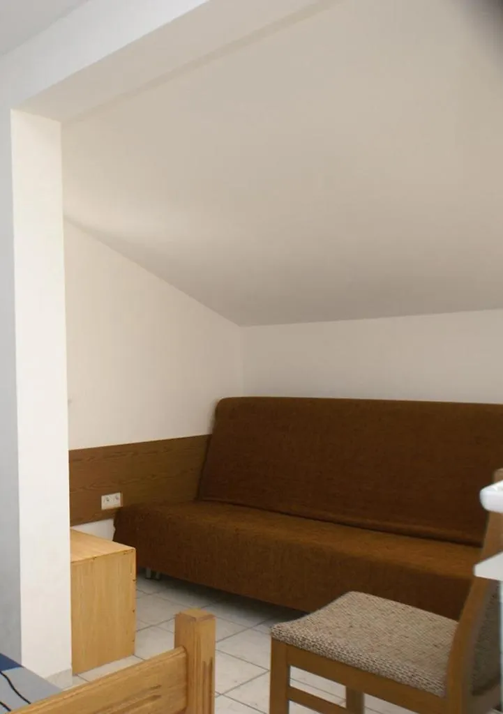 Apartments By The Sea Mandre, Pag - 4098